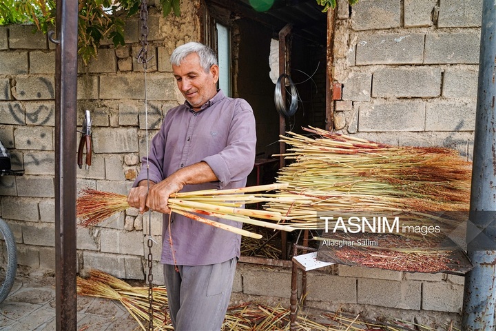 جاروبافی سنتی در روستای ملا حسن - خراسان شمالی