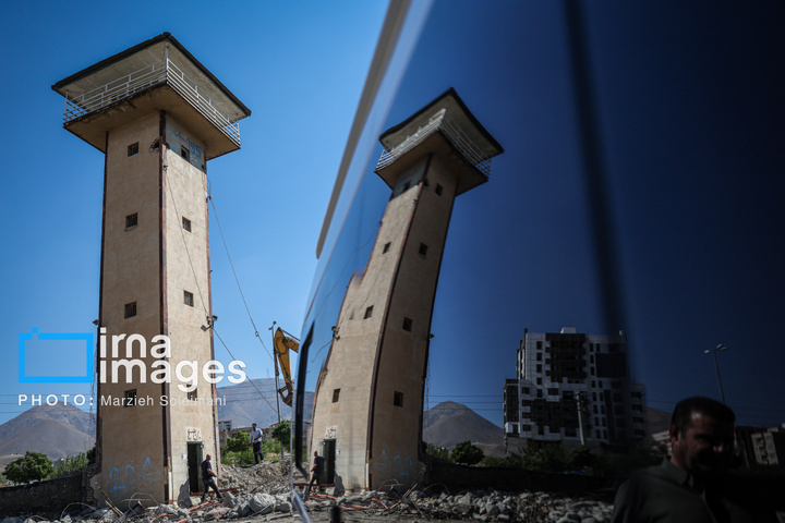 تخریب زندان رجایی شهر