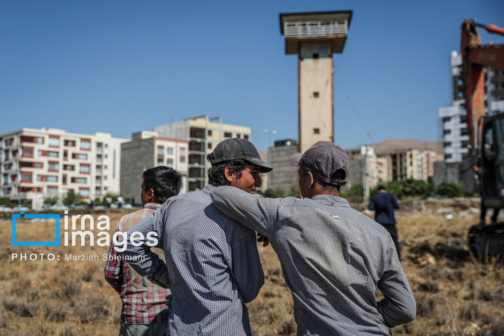 تخریب زندان رجایی شهر