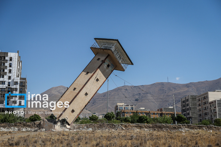 تخریب زندان رجایی شهر