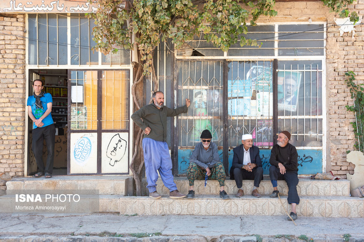 یک سال با اهالی «برزنون»، روستایی در دامنه کوه اردلان