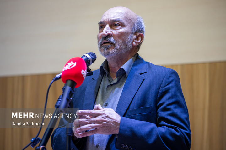 روزی با دانشگاه تهران