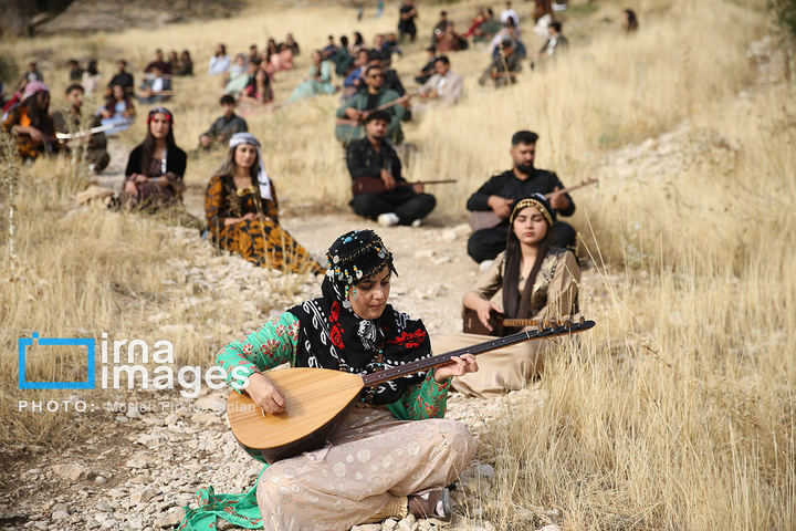 جشن جهانی «مهرگان» در غار کرفتو