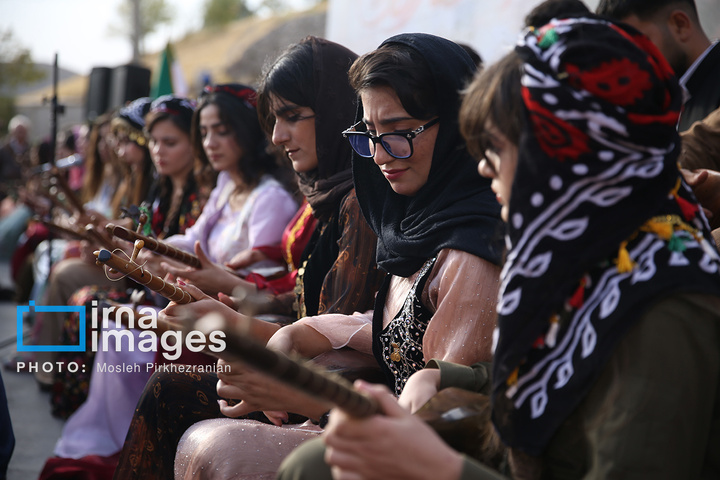 جشن جهانی «مهرگان» در غار کرفتو