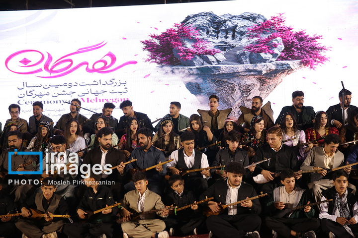 جشن جهانی «مهرگان» در غار کرفتو