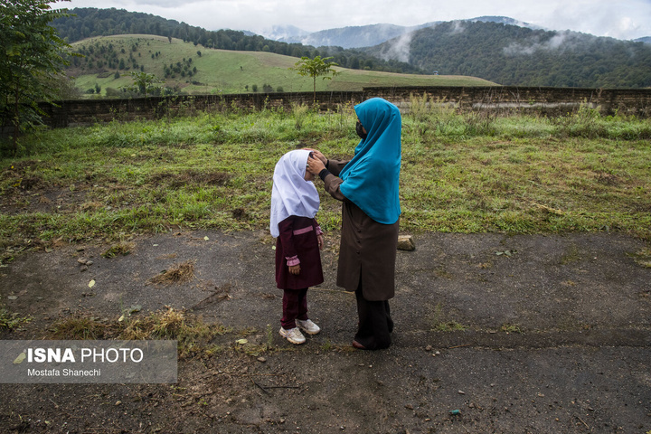 دبستان شهید سلیمانی روستای ازنی؛ مدرسه‌ای با یک دانش آموز