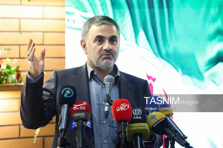 رونمایی از یادمان شهدای دبستان شجره طیبه میناب