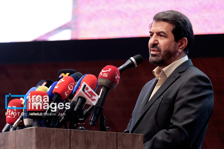 تجلیل از امدادگران هلال احمر