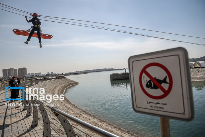 مانور عملیاتی سیل و بقا در شرایط سخت