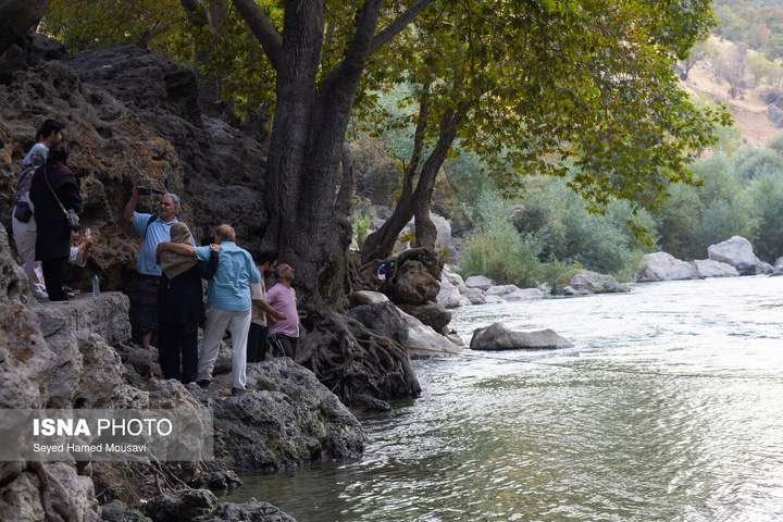 روستا و آبشار «بیشه» لرستان