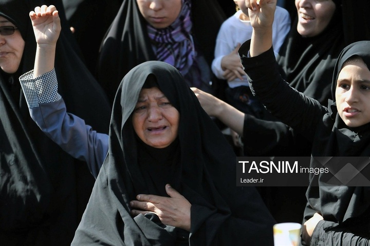 آخرین حضور رهبر شهید انقلاب در آغوش مردم قم