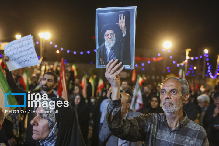 عزاداری ایام فاطمیه در میدان انقلاب