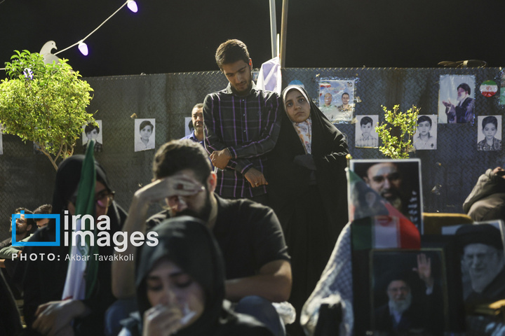 عزاداری ایام فاطمیه در میدان انقلاب