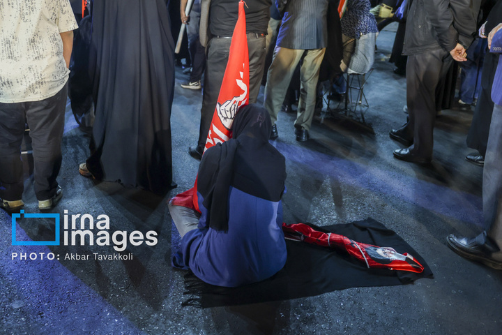 عزاداری ایام فاطمیه در میدان انقلاب