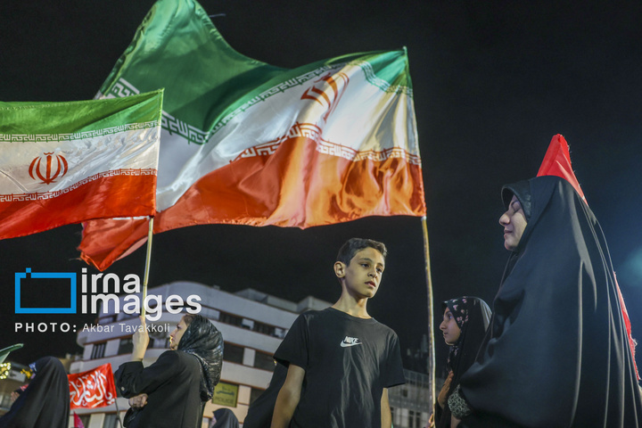 عزاداری ایام فاطمیه در میدان انقلاب