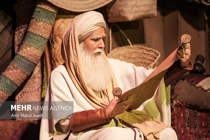 نمایش آئینی «نگین شکسته» در مشهد
