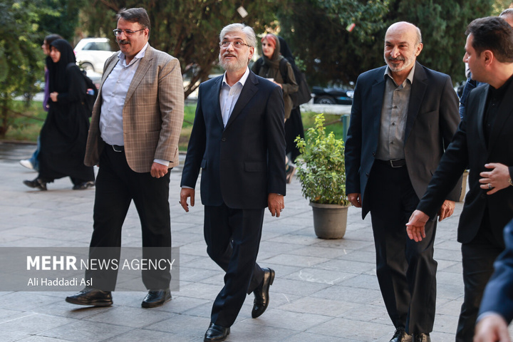 یادبود استاد شهید «علی لاریجانی»