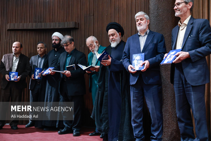 یادبود استاد شهید «علی لاریجانی»