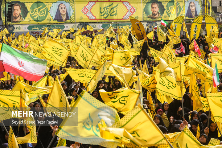 اجتماع بزرگ نوجوانان آرمانی