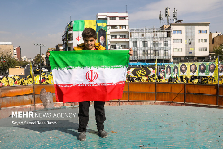 اجتماع بزرگ نوجوانان آرمانی
