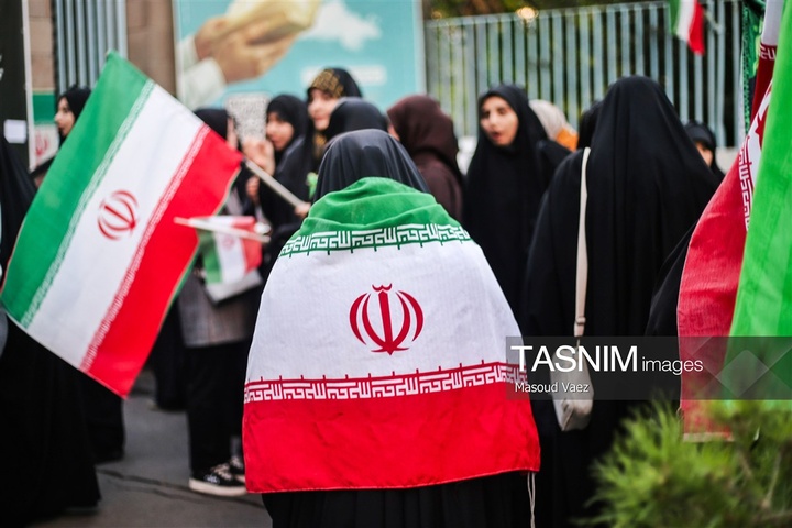 اجتماع دانشگاهیان تبریز در لبیک به پیام رهبر معظم انقلاب