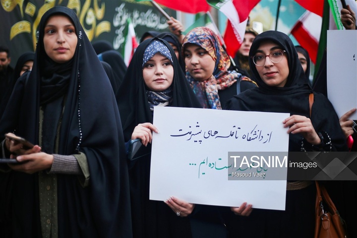 اجتماع دانشگاهیان تبریز در لبیک به پیام رهبر معظم انقلاب