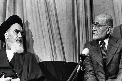 گزارش آمریكا درباره اختلاف امام خمینی (ره) با بازرگان درباره نفوذ خارجی 