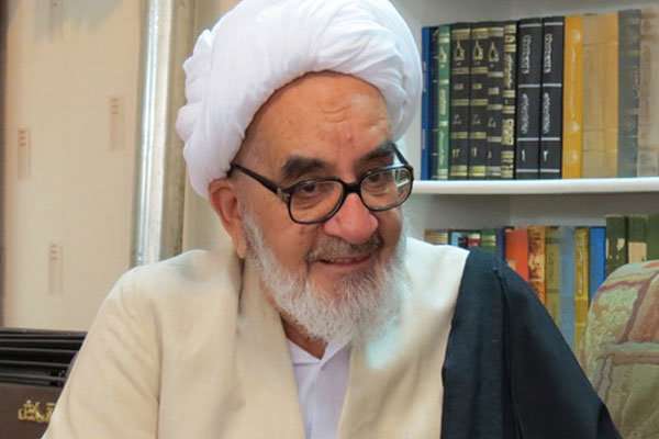 پیکر آیت الله دوزدوزانی امروز در قم تشییع می شود