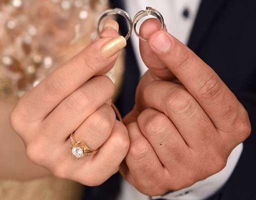 دلایل و انگیزه های درست و نادرست ازدواج 