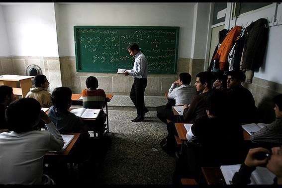 اعلام شرایط جذب سربازمعلمان برای سال تحصیلی ۹۹-۹۸