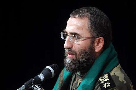 ورود پیکرهای ۲۶ شهید تازه تفحص شده از مرز سومار برای اولین بار ورود پیکرهای ۲۶ شهید تازه تفحص شده از مرز سومار برای اولین بار