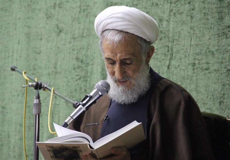  فتنه‌های دشمن را با تقوا و توسل به اهل‌بیت خنثی خواهیم کرد 