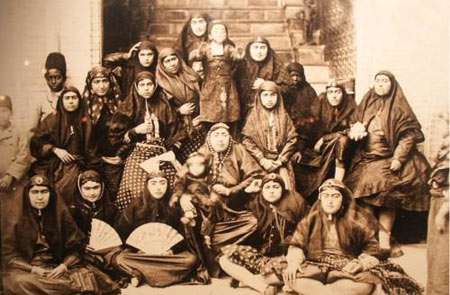 نقش نگاه های جنسیتی در تاریخ ایران