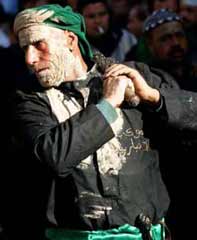 تجلیل از پیرغلامان امام حسین (ع) تجلیل از پیرغلامان امام حسین (ع)