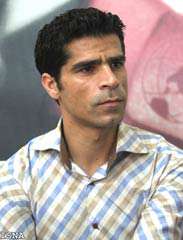 هادی ساعی: هفته‌ی دوم خرداد به ایرلند می‌روم