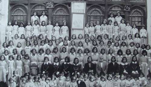 تصاویری جالب از دانش آموزان قجری