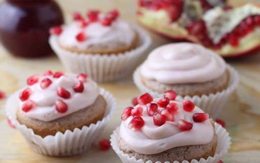طرز تهیه کاپ کیک انار