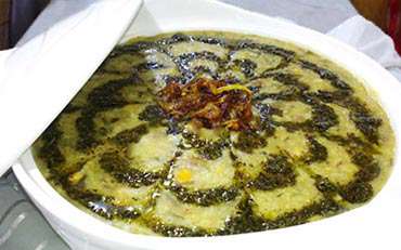 طرز تهیه آش سبزی شیرازی