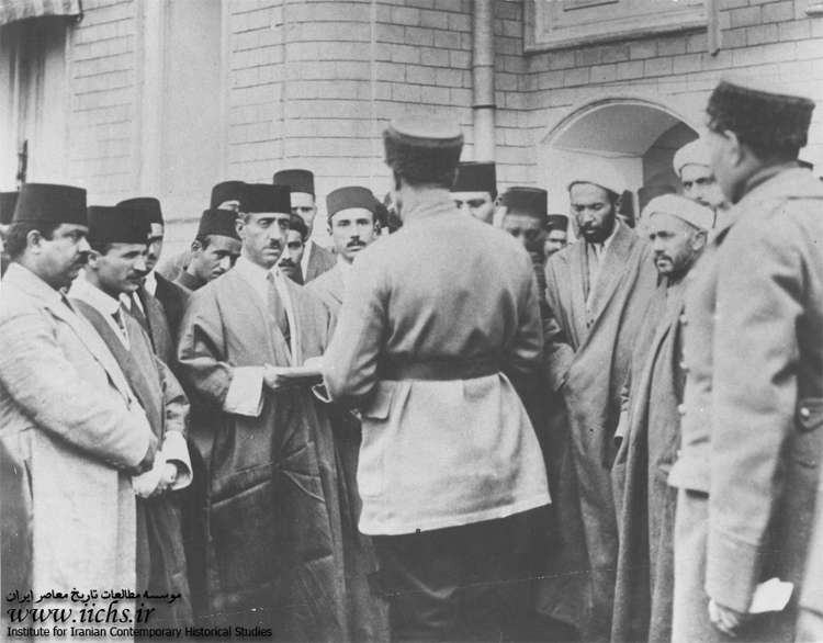  آیا انقراض قاجار به خواست مردم بود؟