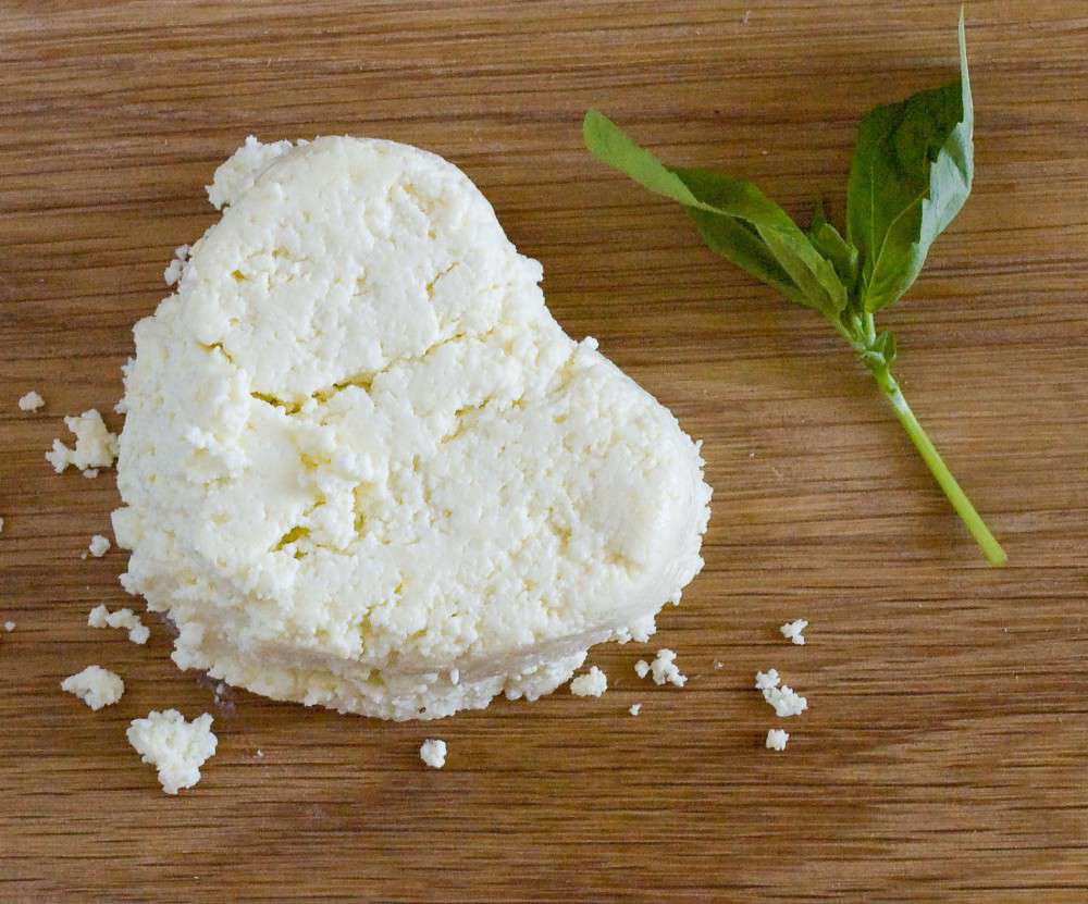    طرز تهیه پنیر ریکوتا ساده  