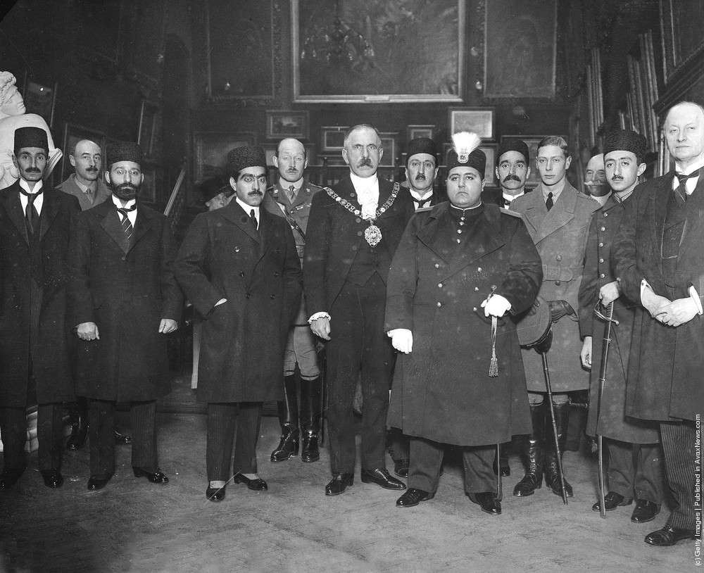 سوغاتی های شاه قاجار از فرنگ