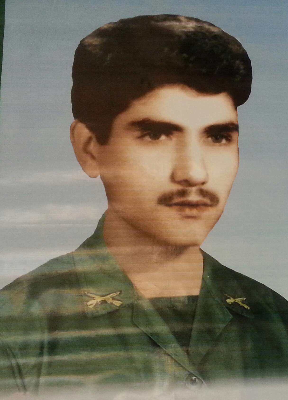  پستچی که به خاطر مادر شهید چشم انتظار استعفا داد