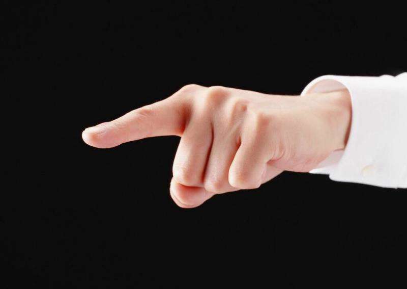 افعال یکدیگر را حمل بر صحت کنید