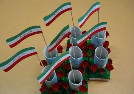 کاردستی های دهه فجر برای کودکان