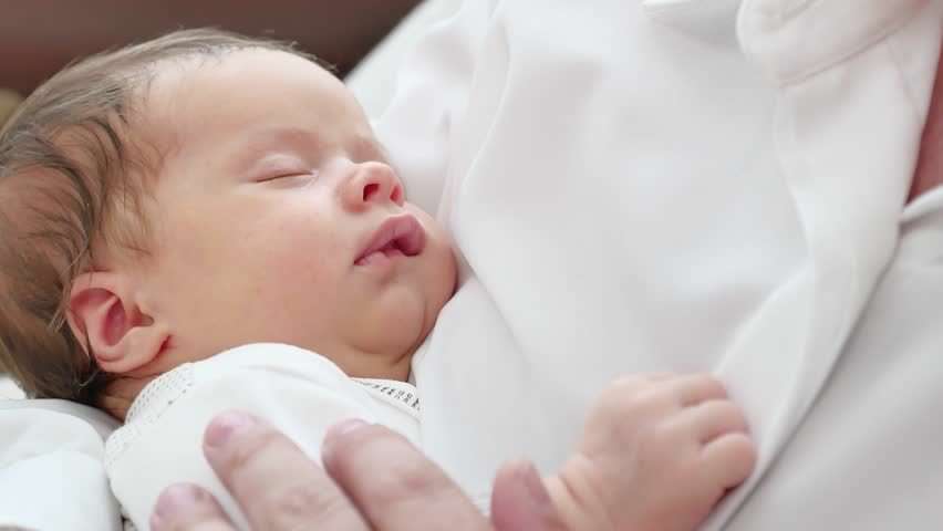 مزایا و خطرات زایمان طبیعی