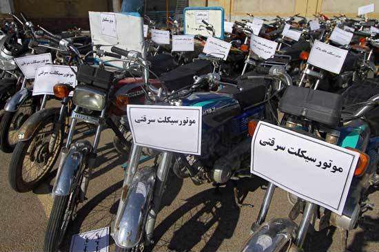 سارق موتورسیکلت گرفتار شد
