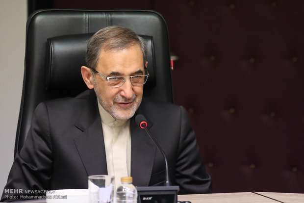 استفاده از سلاح شیمیایی در سوریه، بهانه‌جویی آمریکا بود