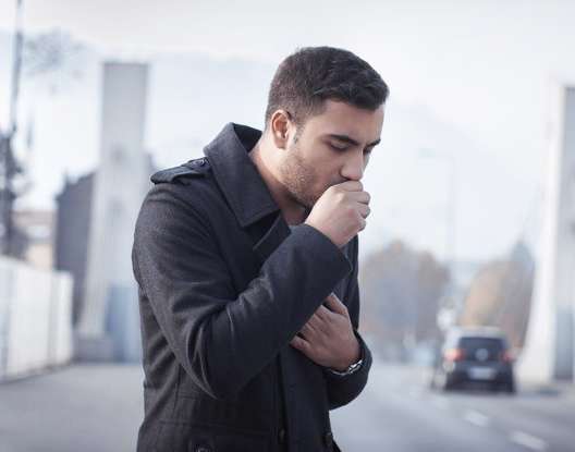 چرا این قدر سرفه می‌کنم؟