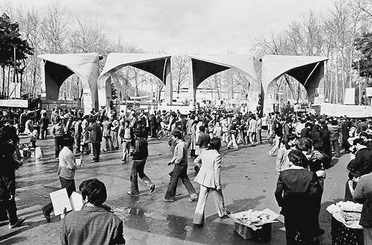 قیام پانزده خرداد و انقلابی که در دانشگاه های اروپا به راه انداخت