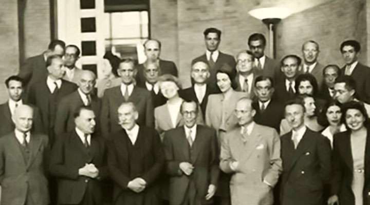 آشنایی با دکتر سیاسی ایران